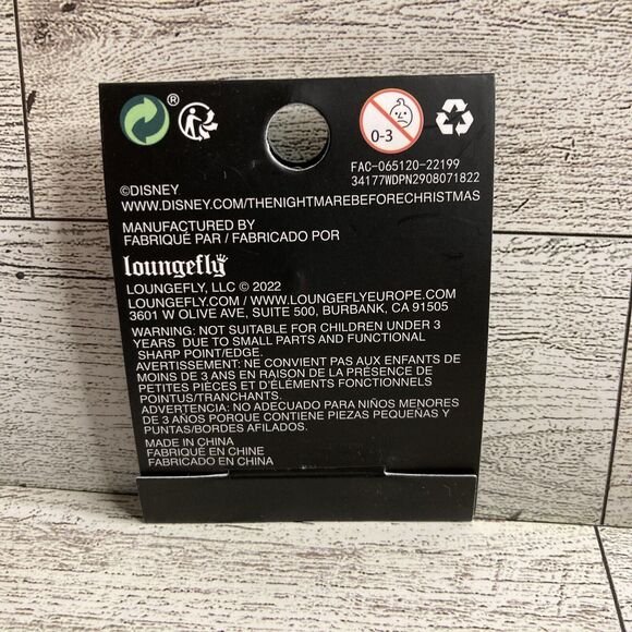 Disney Loungefly Nightmare Before Christmas Sally Doll Enamel Lapel Pin - Picture 4 of 4